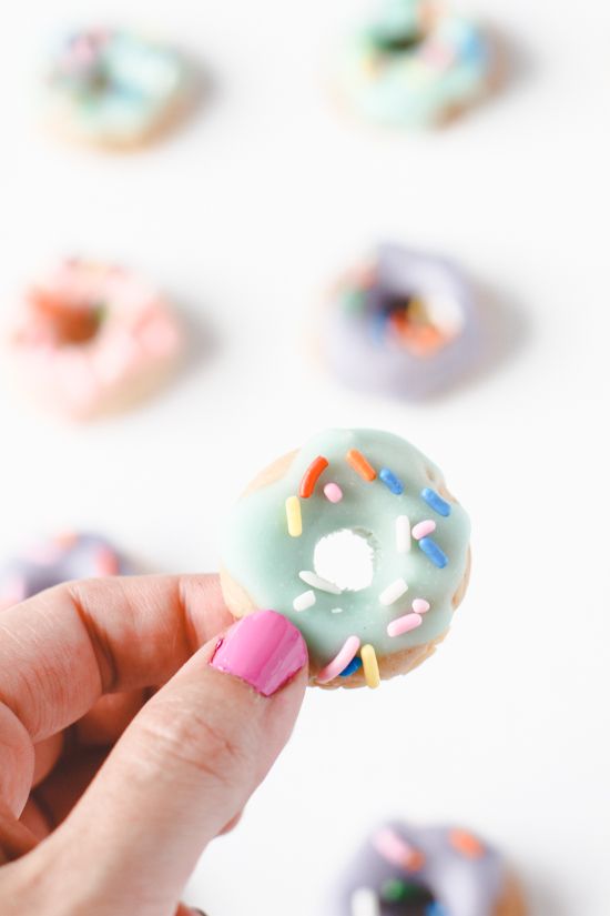 Φόρμα σιλικόνης για 48 πολύ μικρά donuts